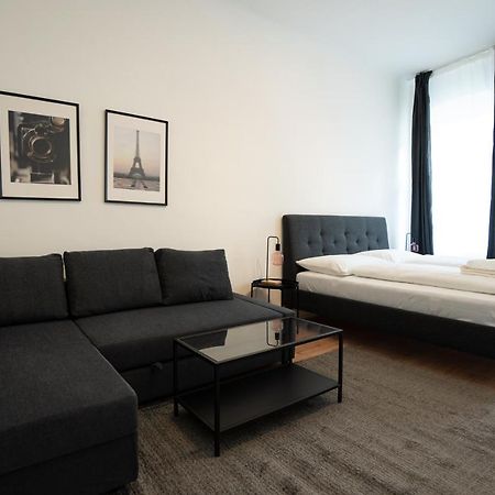 Lovely 1-Bedroom Apartment Next To Praterstern Viyana Dış mekan fotoğraf
